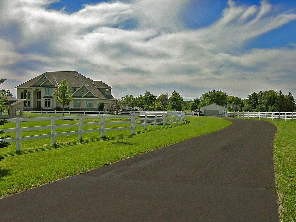 Stately Home on 5 Acres