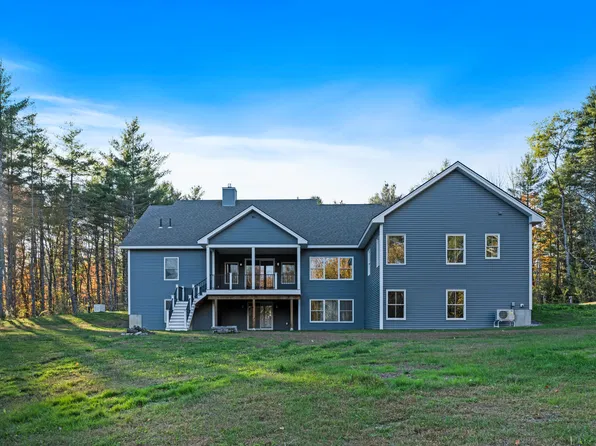 21 Mighty Street, Gorham, ME 04038