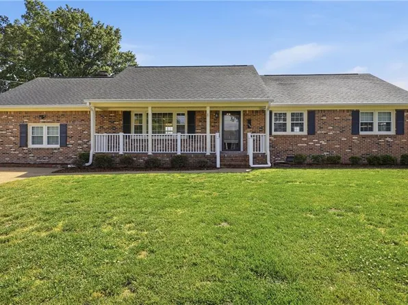 128 Convention Dr, Virginia Beach, VA 23462