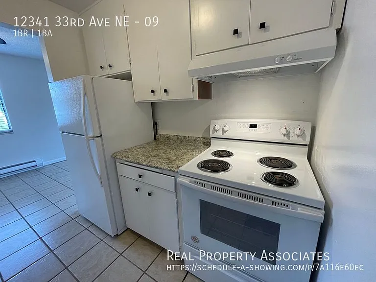 12341 33rd Ave NE #9 — Photo 3
