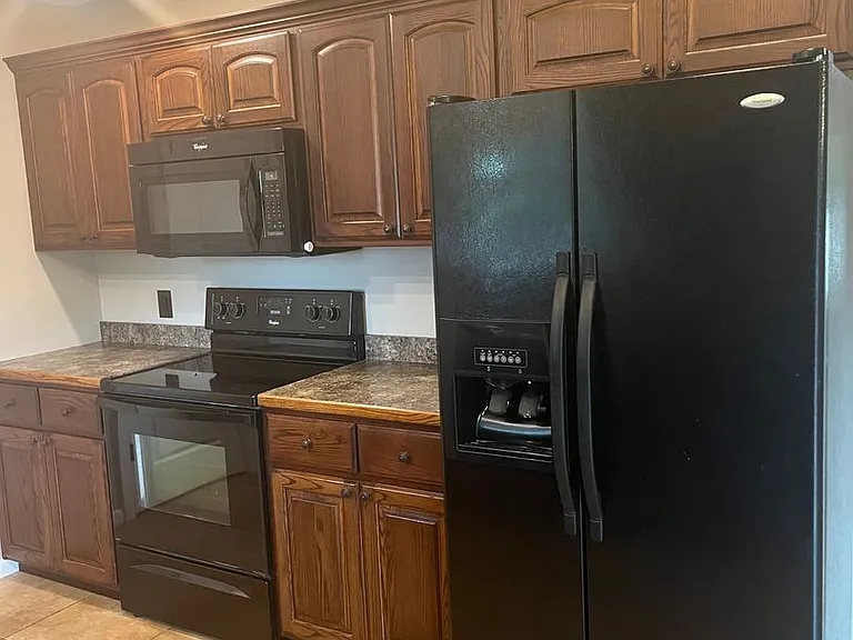 23568 Roulette Rd — Photo 10