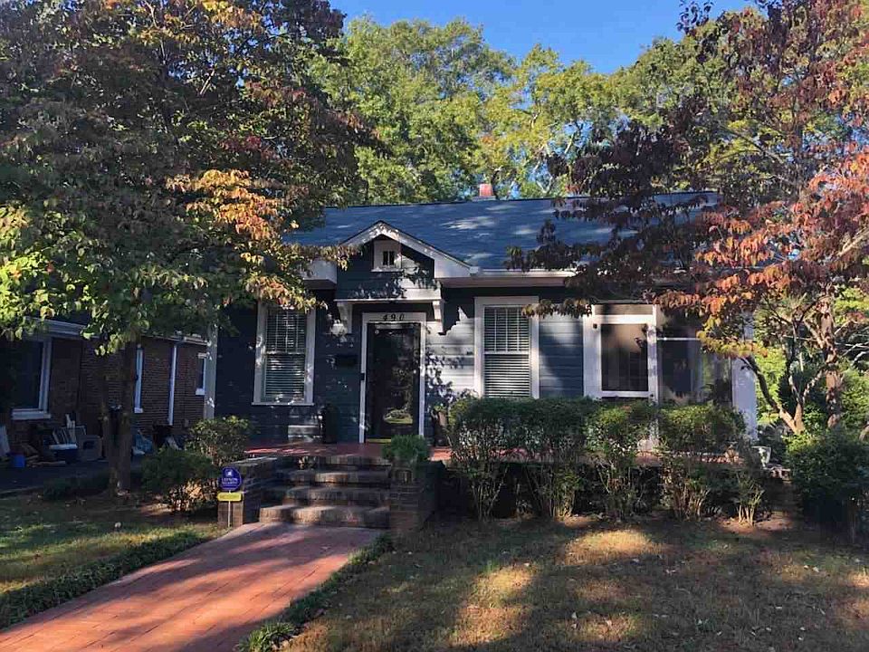 1st image of 490 Pinckney Ct