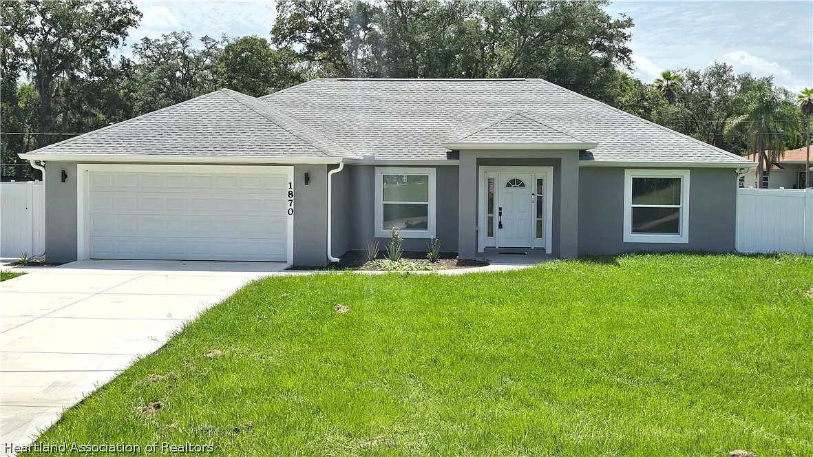 3 bed, 2.0 bath, 1506 sqft, $2,000 — Photo 1
