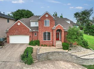 6007 E 76th Ct, Tulsa, OK 74136