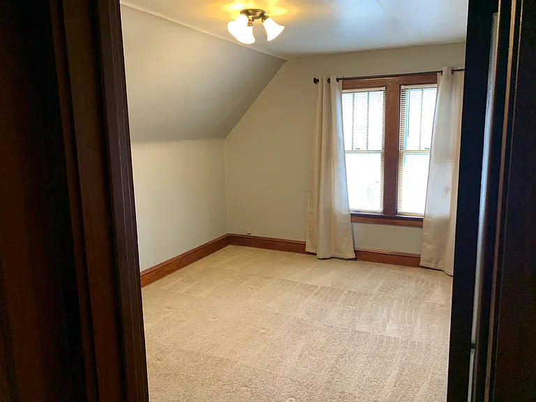 3146 S Clement Ave — Photo 13