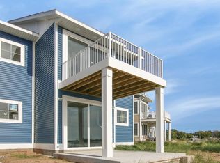 131 Joslin Cove Dr, MANISTEE, MI 49660