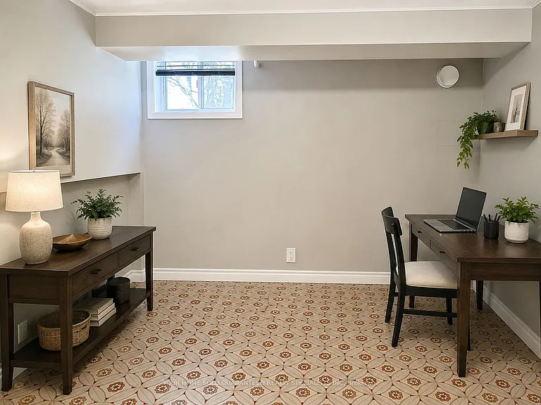 81 Rockcliffe Blvd #BASEMENT — Photo 4