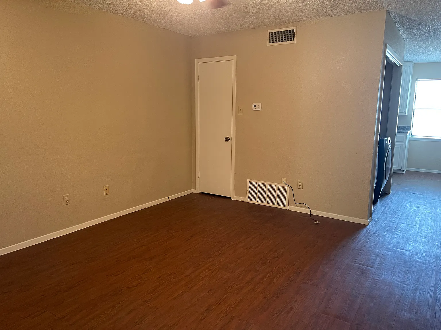 Casablanca Condo #121 — Photo 4