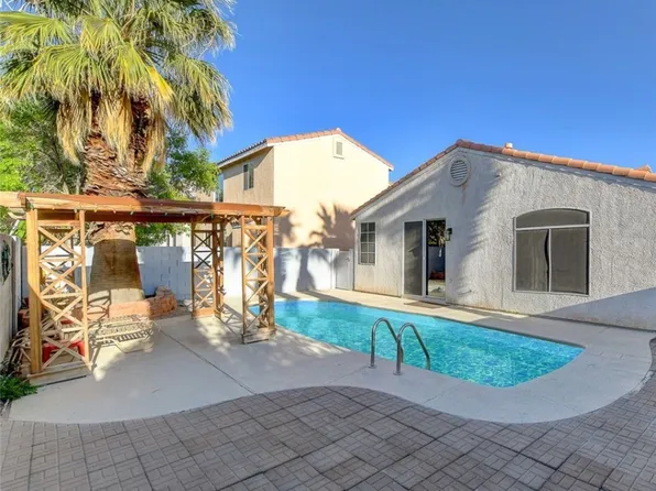 1004 Country Skies Ave, Las Vegas, NV 89123