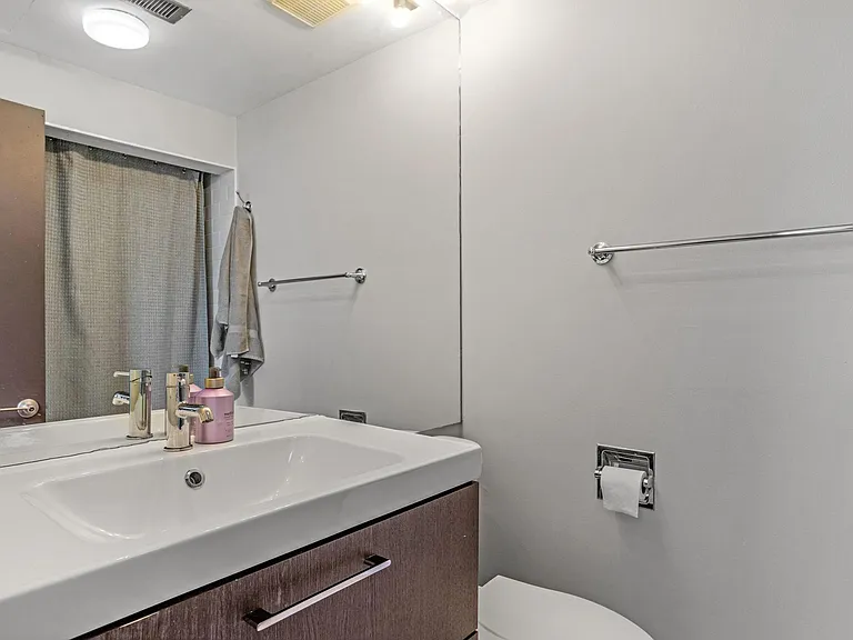 501 Fenton Pl #N — Photo 16