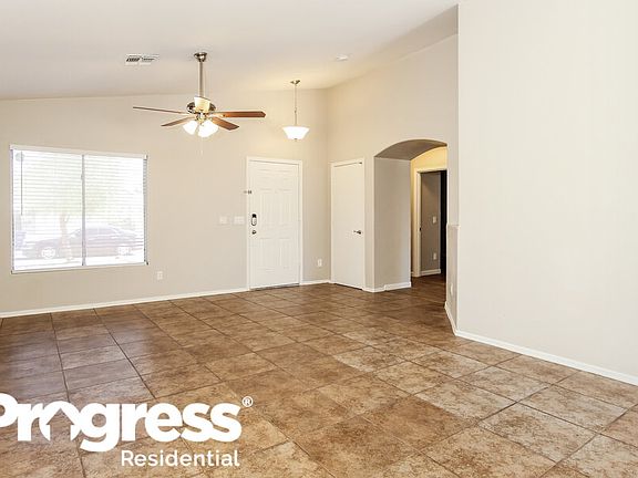 3rd image of 12330 W Dreyfus Dr