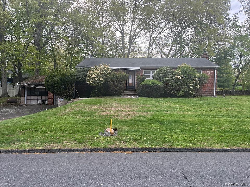 1st image of 7 Radcliff Drive