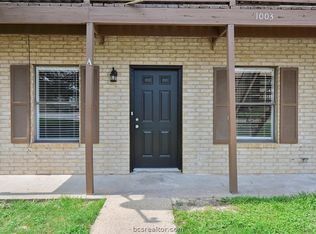 1003 Summer Cir #A, College Station, TX 77840