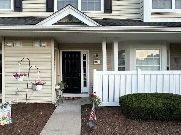 303 Brookfield Drive #303, Jackson, NJ 08527