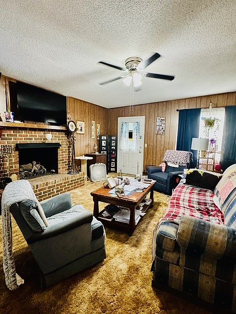 7th image of 505 E Hart Ave