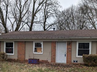 5300 Mansfield Ct, Louisville, KY 40218