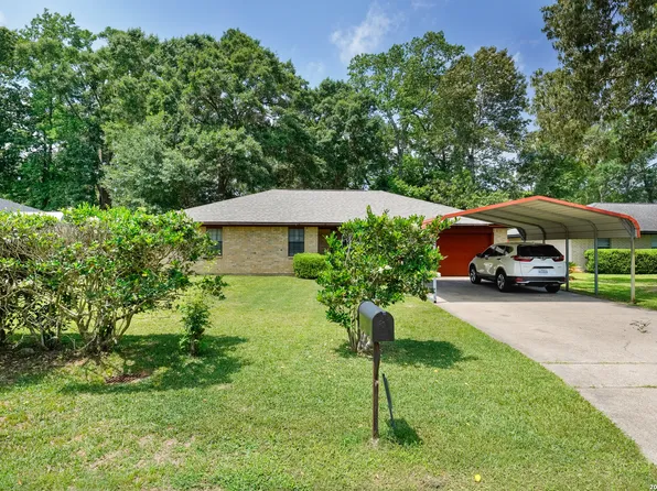 1304 DENISON AVE, Cleveland, TX 77327