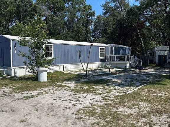 2nd image of 6721 W Park Dr