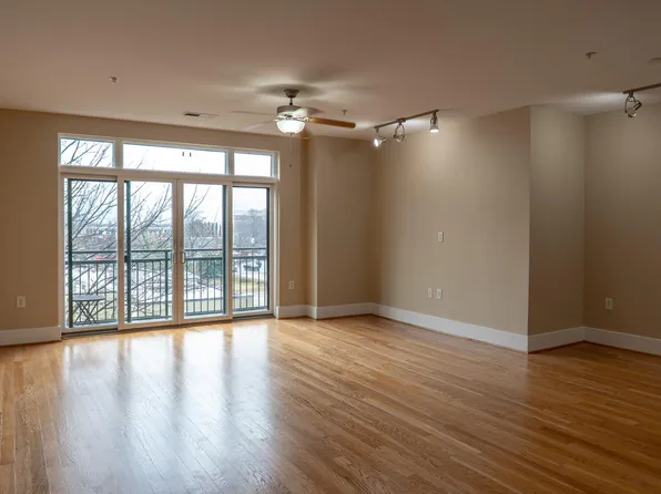 444 Blount St #328, Raleigh, NC 27601