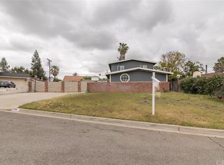 5860 Sandoval Ave, Jurupa Valley, CA 92509