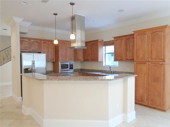 4th image of 5603 Bayshore Blvd Unit A