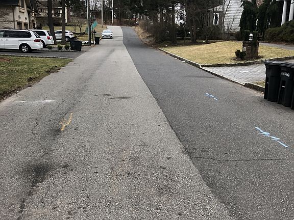 Exterior Neighborhood (street photo)