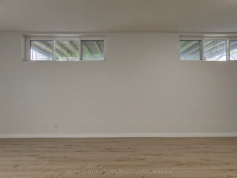 339 Bevan Dr — Photo 11