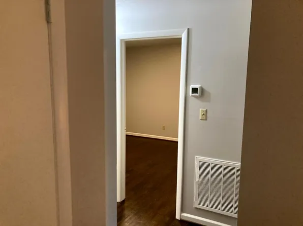 529 Hillsborough St APT I12, Chapel Hill, NC 27514