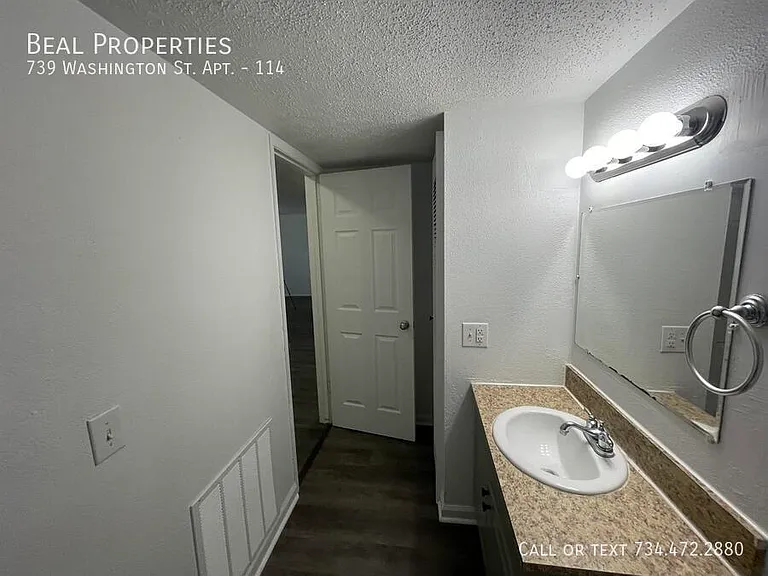 739 Washington St #114 — Photo 9