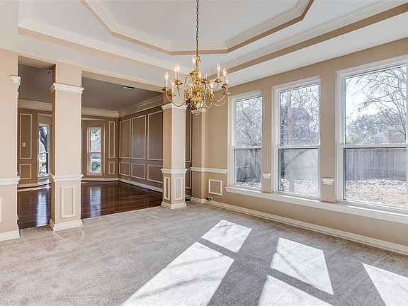 5th image of 200 Sheffield Ct