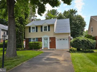 1995 Maplewood Ave, Abington, PA 19001