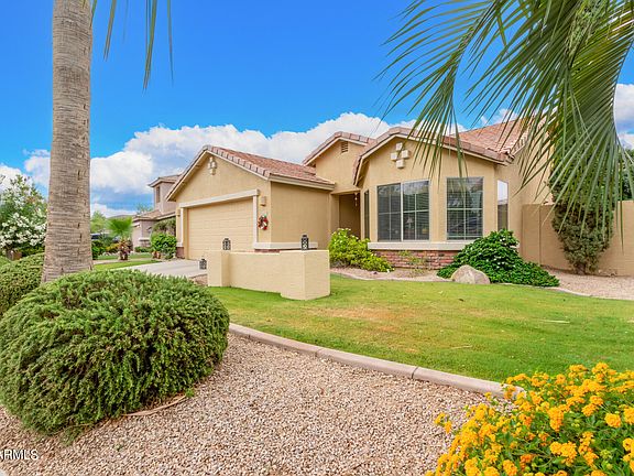 3rd image of 21075 E SONOQUI Drive