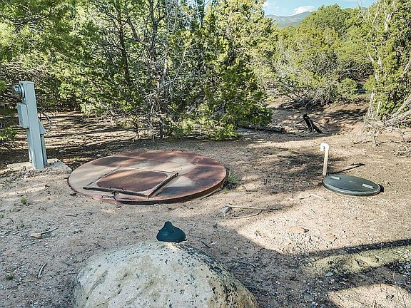 5th image of 31 Sangre De Cristo Dr