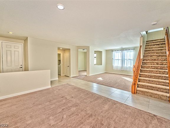 5th image of 11752 Villa Malaparte Ave