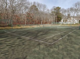 409 Sag Harbor Tpke, East Hampton, NY 11937