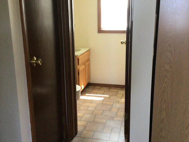 39 Hampton St #A — Photo 6
