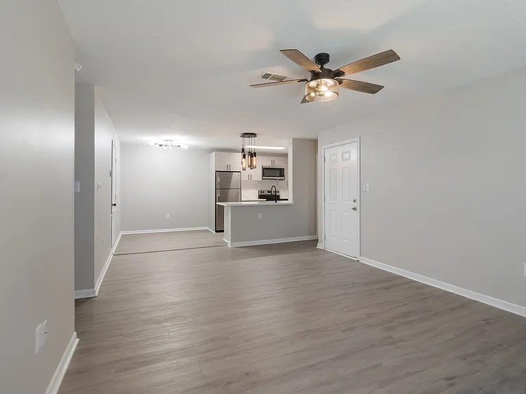 The Flats at Lancaster — Photo 22