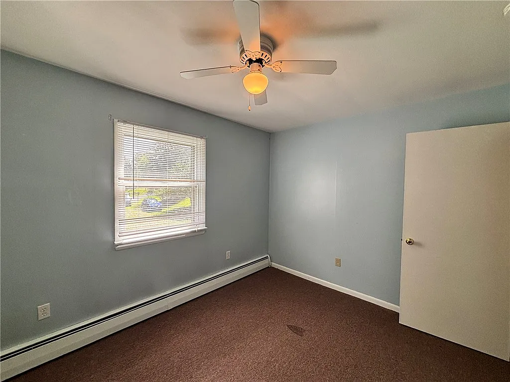 3 bed, 2.0 bath, 1728 sqft, $1,500 — Photo 4