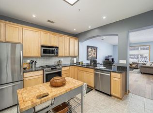 5970 W 16th St APT 712, Minneapolis, MN 55416