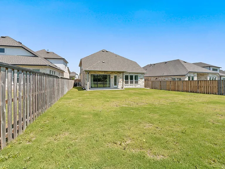 125 Plainsman Ln — Photo 46