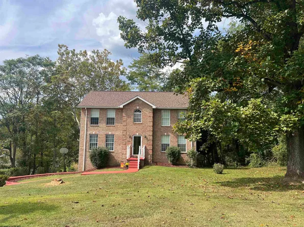 2306 Magnolia Dr, Fairmont, WV 26554