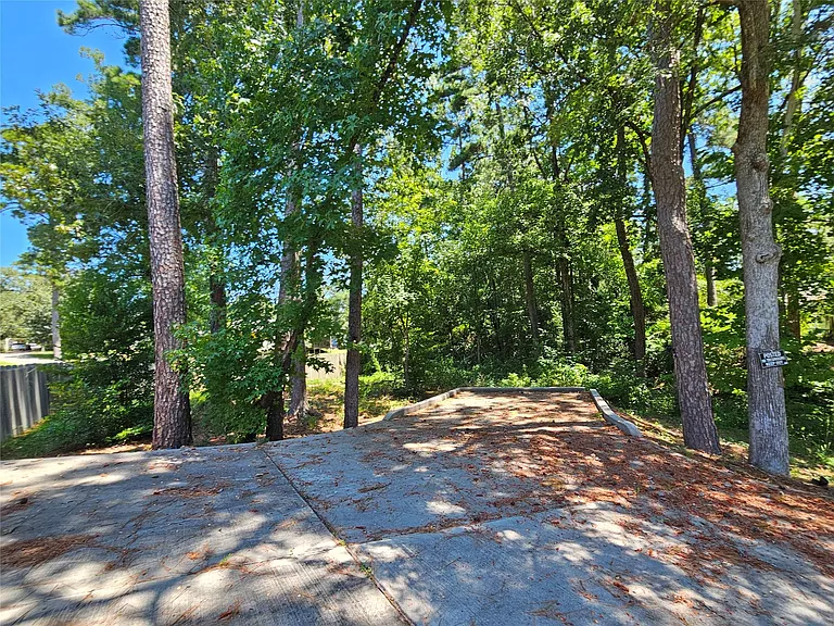 10761 Royal Terrell Dr — Photo 27