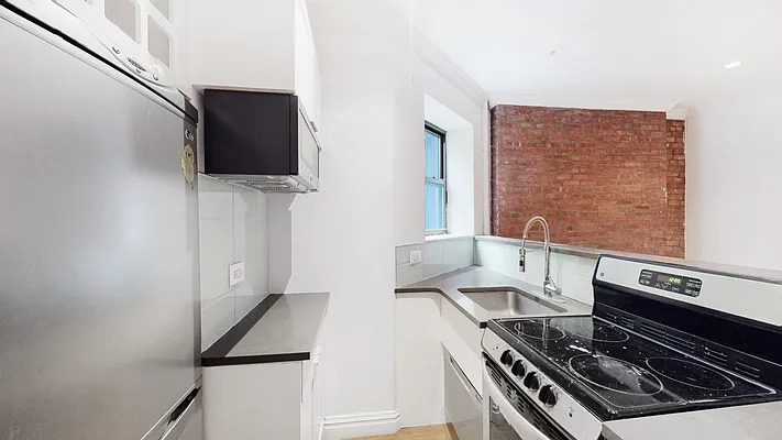 Rented by Keller Williams NYC | media 35