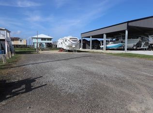 152 Plum Ln, Grand Isle, LA 70358