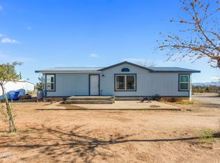 5674 S Whiteoak Ln, Hereford, AZ 85615