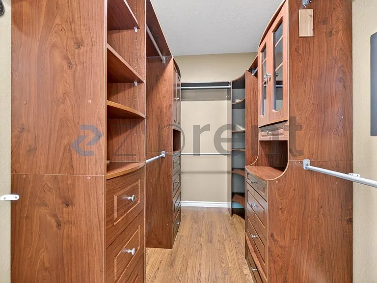 7011 Cottonwood Cir — Photo 18