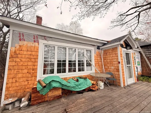 866 King George Hwy, Miramichi, NB E1V 1P8