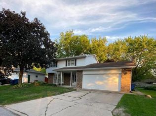 117 Prospect Cir, Waterloo, IA 50701