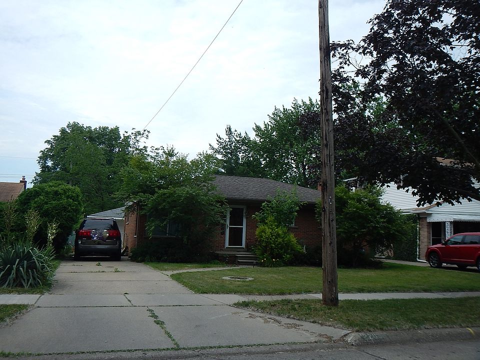 1st image of 22636 Euclid St