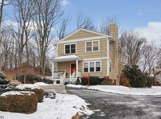 35 Orchard Hill Rd, Bernardsville, NJ 07924
